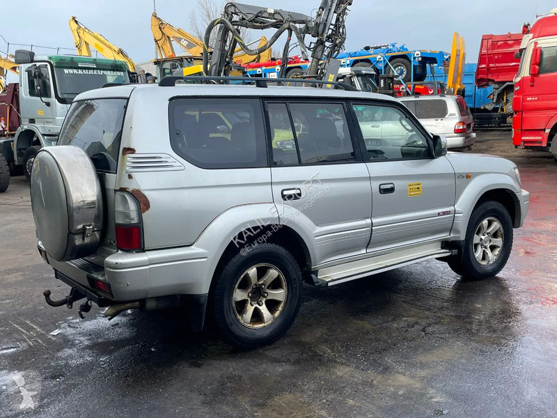 عربة نفعية Toyota Prado 3.0 TD 4 x 4 5 Seats...