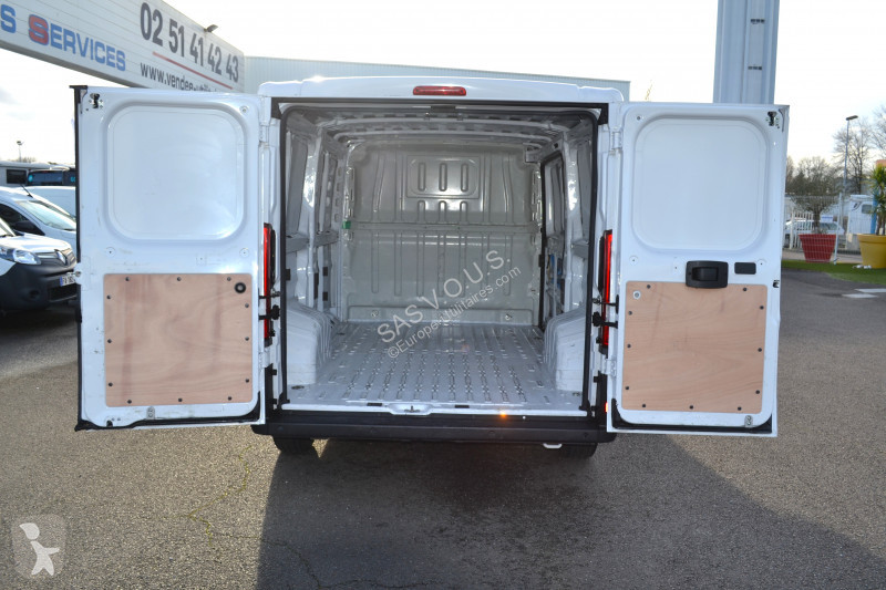 Véhicule utilitaire Peugeot PEUGEOT BOXER FG...