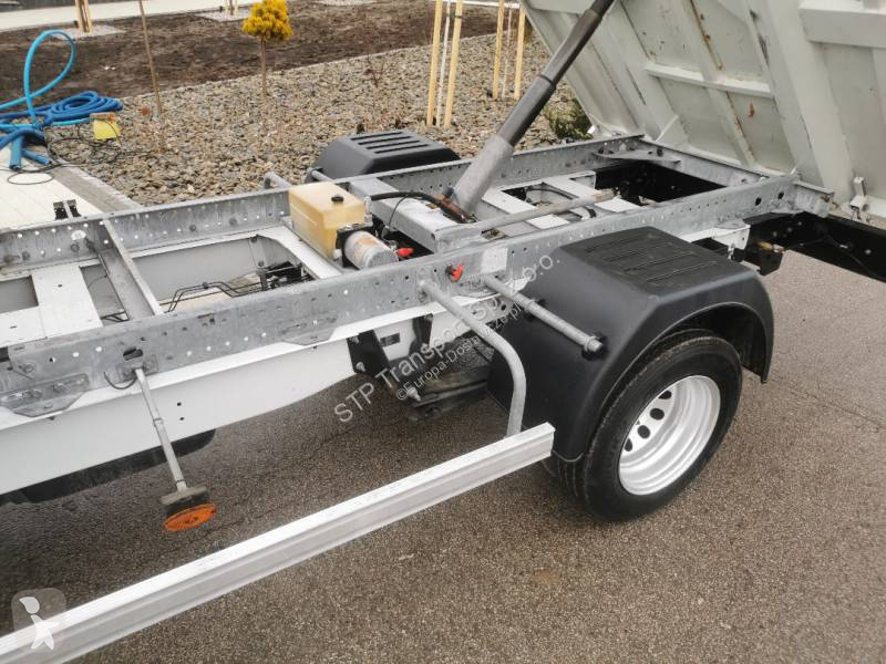 Véhicule utilitaire Ford