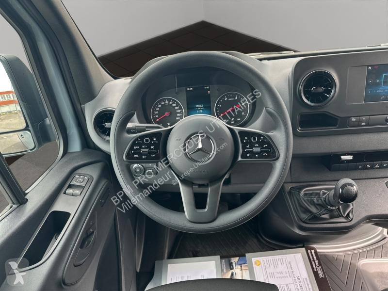 Véhicule utilitaire Mercedes Fg 519 CDI 37 3T5...