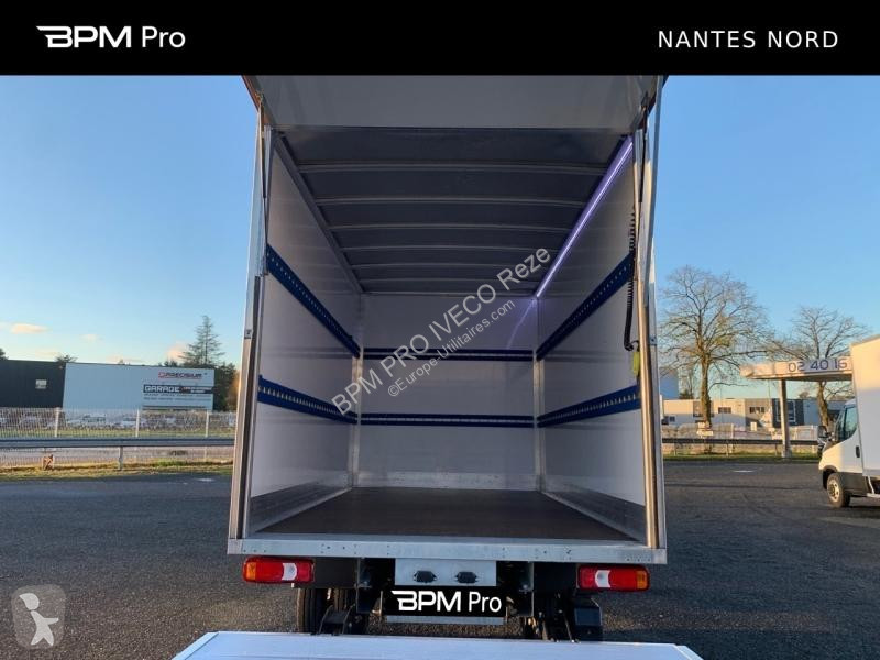 Iveco CCb 35C16H3.0 empattement 4100 van