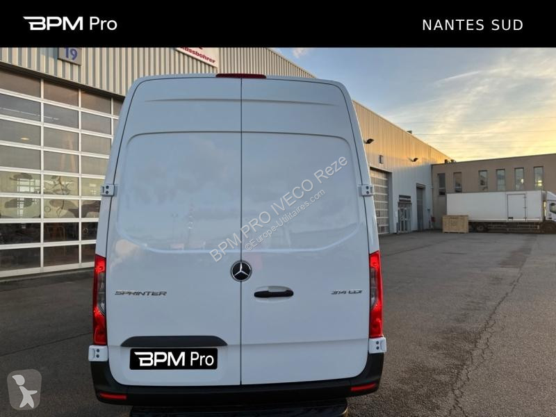 Véhicule utilitaire Mercedes