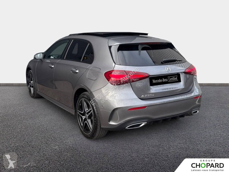 Véhicule utilitaire Mercedes Classe A 250 e...