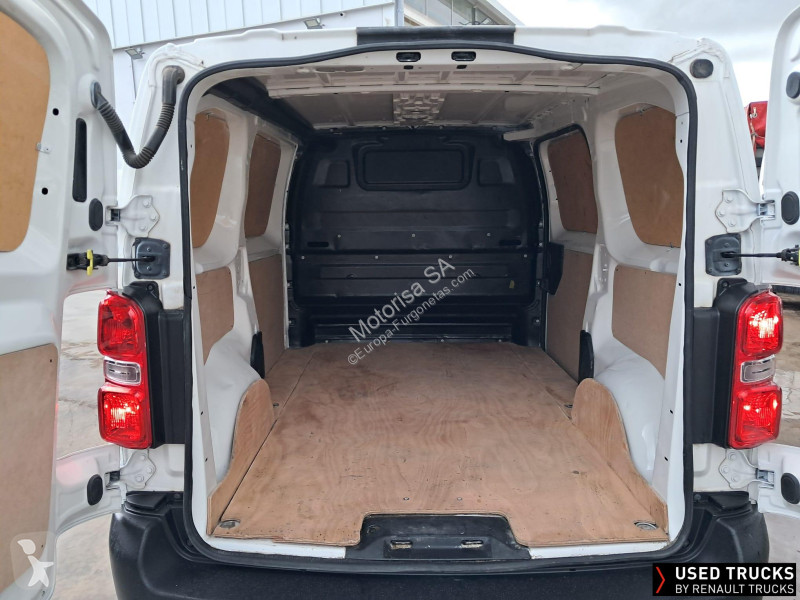 عربة نفعية Toyota Jumper