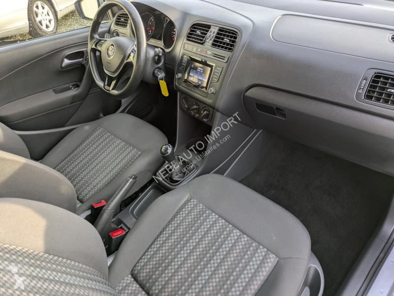 عربة نفعية Volkswagen POLO V TRENDLINE 1.0I...