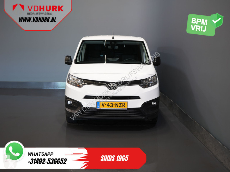 Samochód dostawczy Toyota 1.5 130 pk Aut. L2 2x...