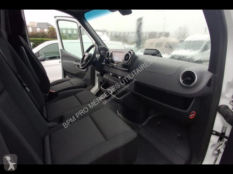 Véhicule utilitaire Mercedes Sprinter Fg 320 43...