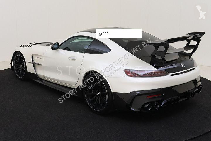 عربة نفعية Mercedes AMG GT