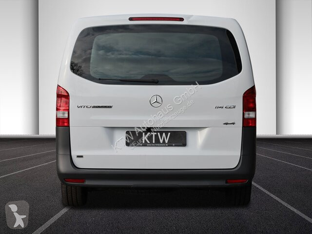 عربة نفعية Mercedes Vito 114...