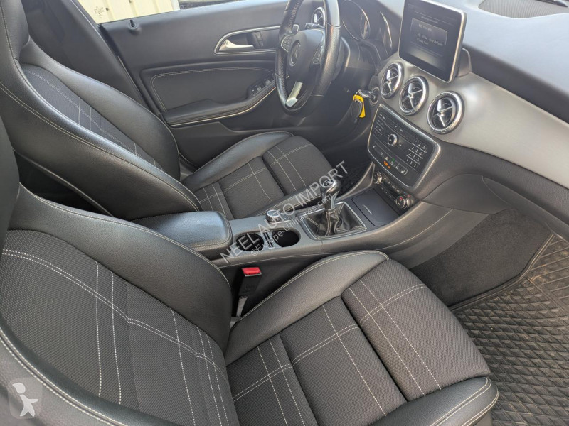 عربة نفعية Mercedes CLA SENSATION 200 D...