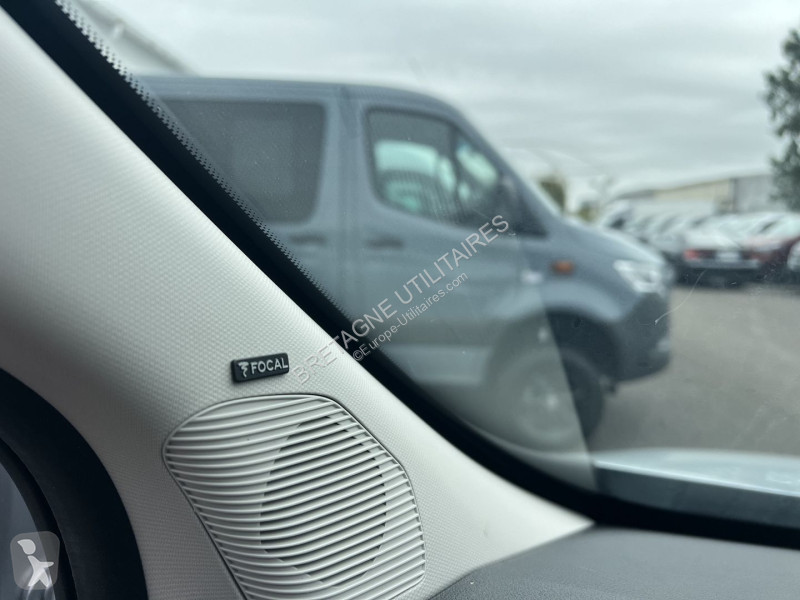 Véhicule utilitaire Renault TRAFIC III FG NEUF:...