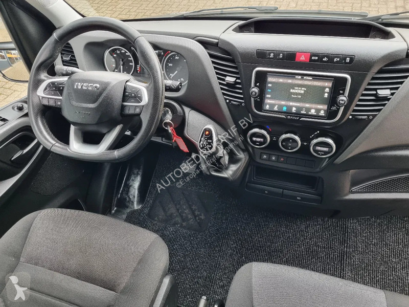 Furgoneta Iveco 35C18 3.0D L2H2 HI-MATIC EURO 6
