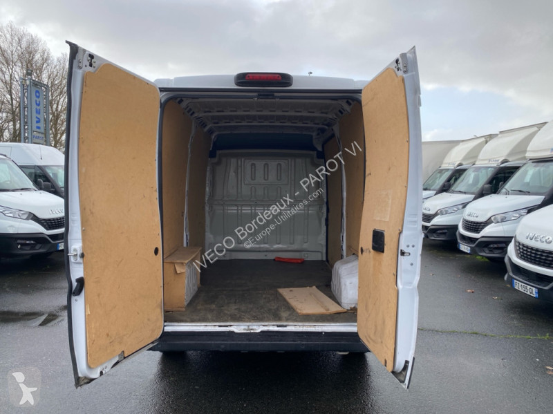 Peugeot 333 L2H2 2.2 BlueHDi S&S 140ch...