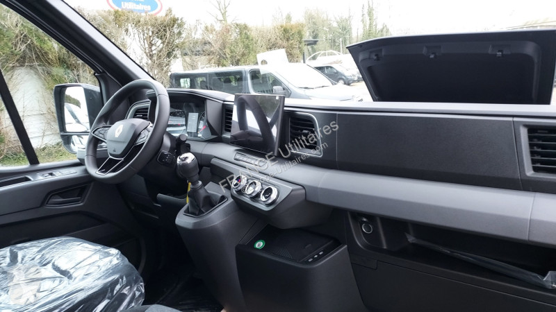 Véhicule utilitaire Renault MASTER IV FG GRIS...
