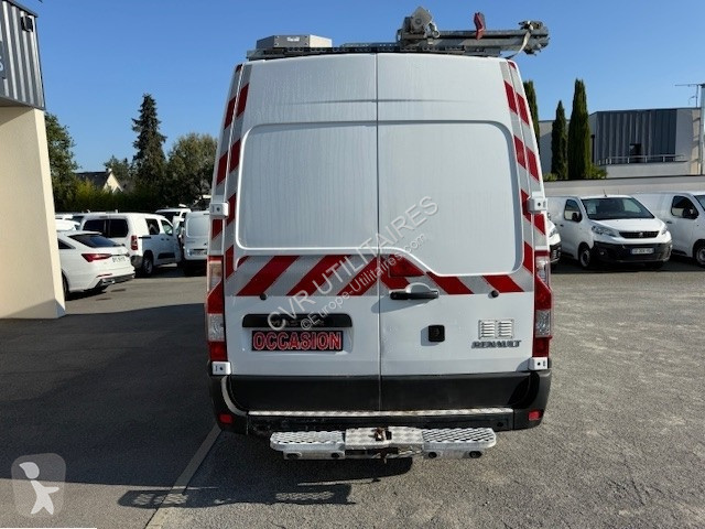 Véhicule utilitaire Renault MASTER III FG F3500...