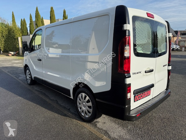Furgoneta Renault TRAFIC III FG L1H1 1200 1.6...