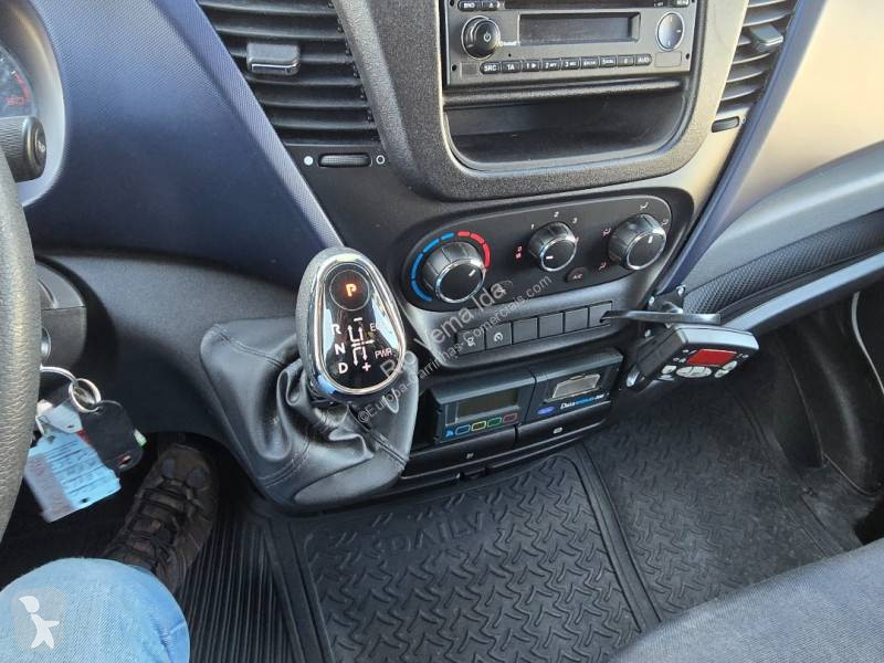 Samochód dostawczy Iveco