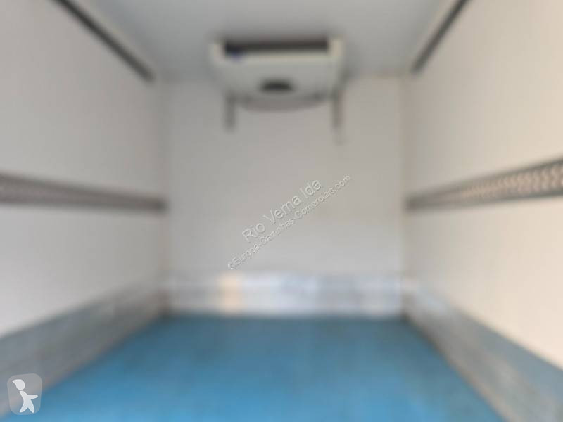 عربة نفعية Renault