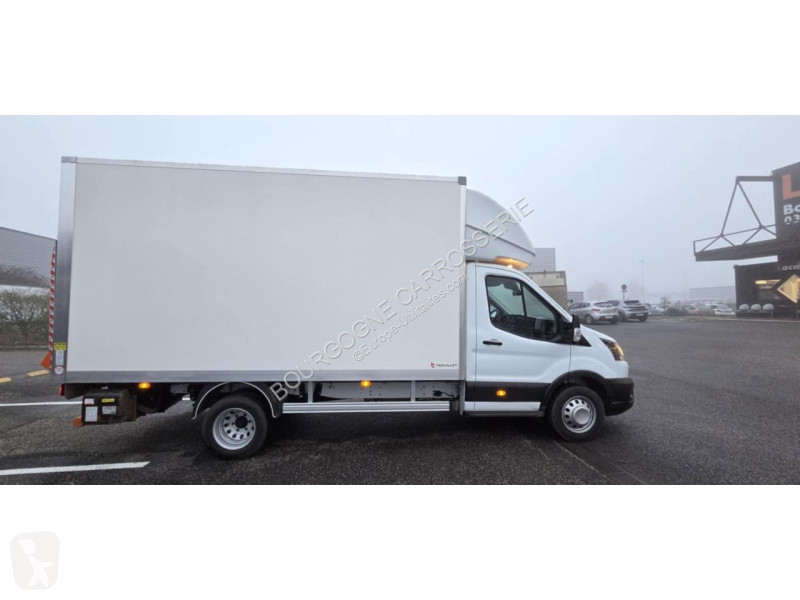 Véhicule utilitaire Ford TRANSIT 350 L4 2.0...