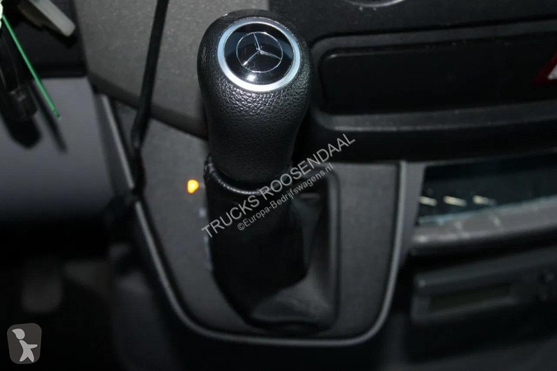 Mercedes 316 + THERMO KING van