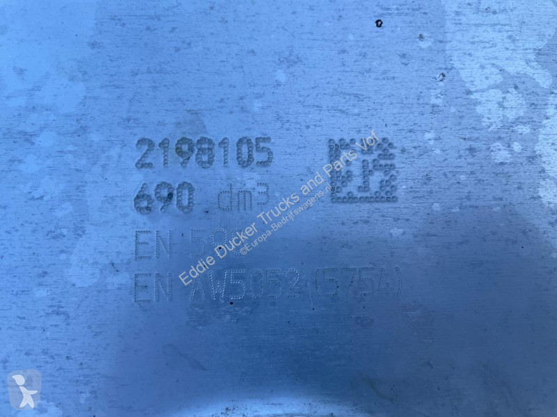 عربة نفعية DAF 2198105 BRANDSTOFTANK 690 LTR...