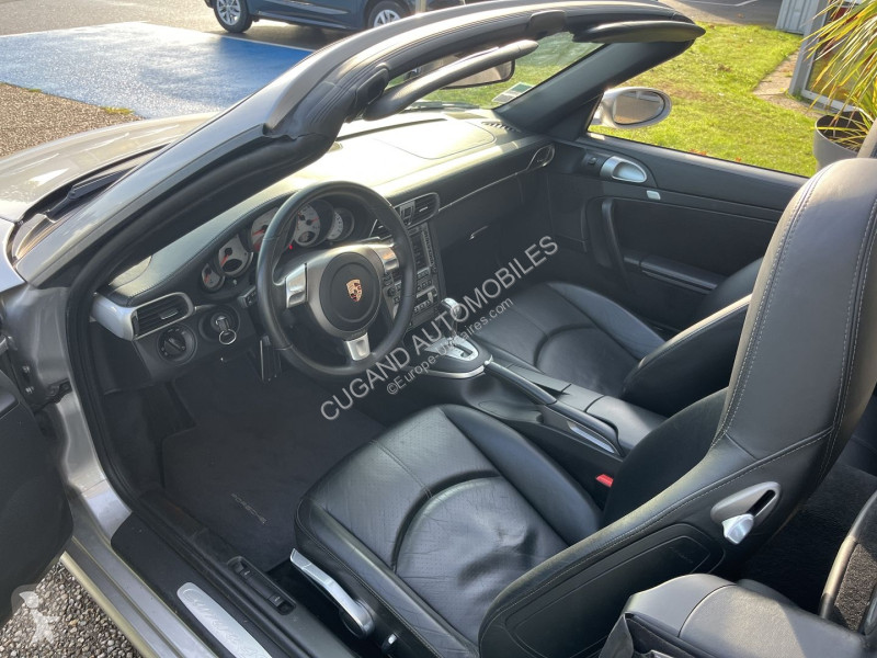 Véhicule utilitaire Porsche 911 CABRIOLET (997)...