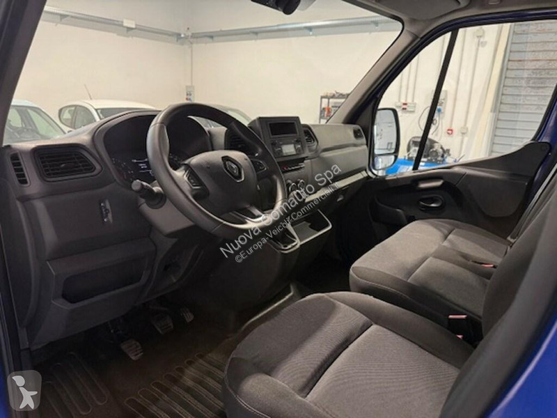 عربة نفعية Renault III 2019