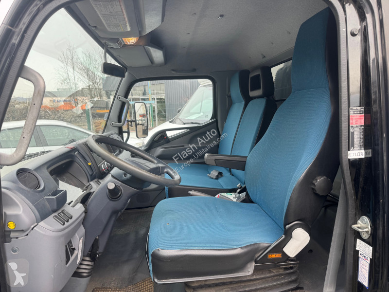 شاحنة Fuso CANTER  3C15 CAISSE SAVOYARDE PX...