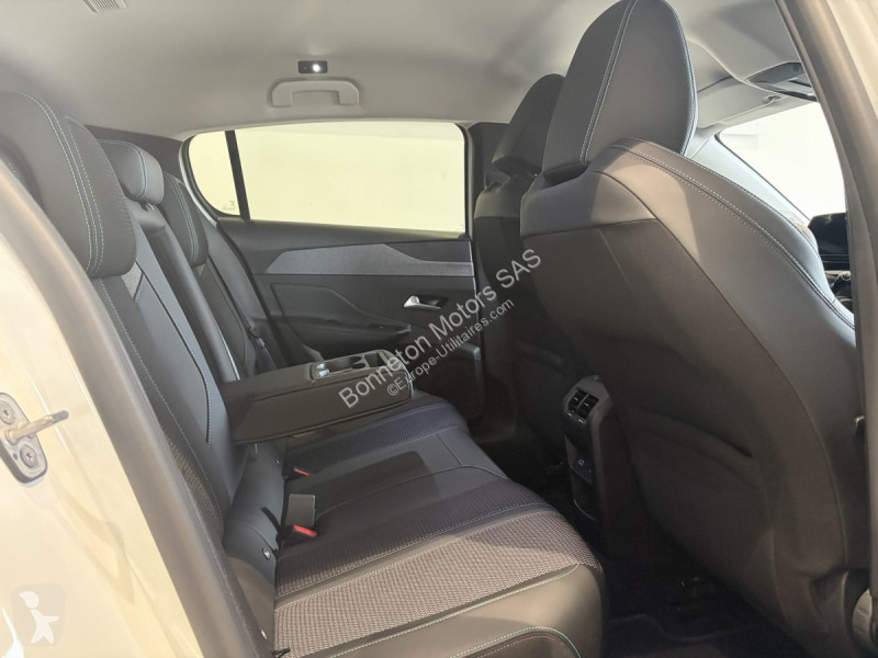 عربة نفعية Peugeot 308 (3) PureTech 130 S&S ALLURE