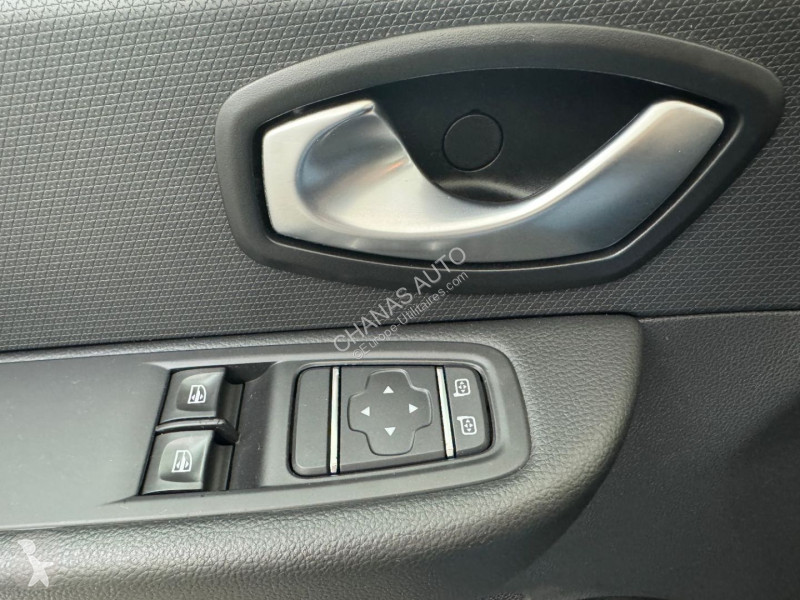 عربة نفعية Renault Estate 0.9 TCe 90 Zen