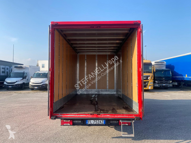 Veicolo commerciale Iveco DAILY 35S14 BOX