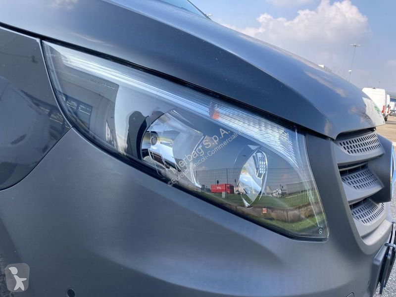 Samochód dostawczy Mercedes 116 F Long