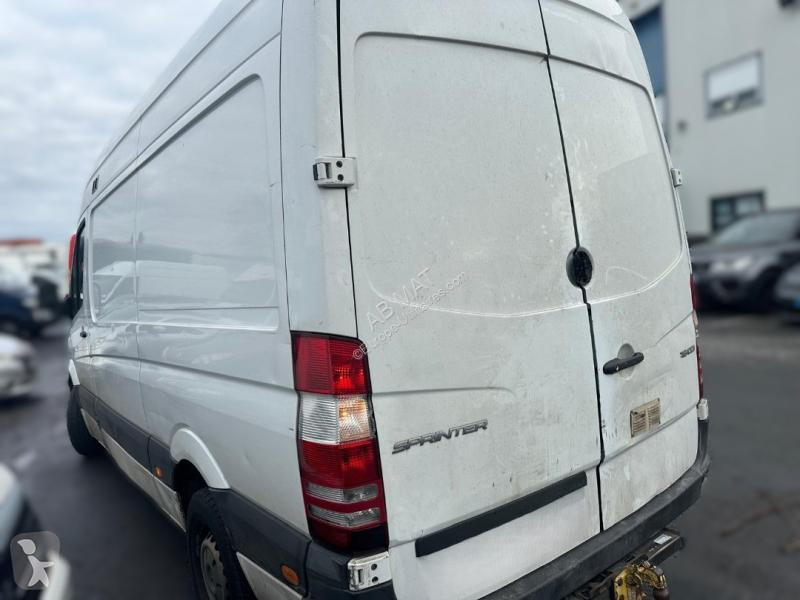 Mercedes 216 CDI Transporter
