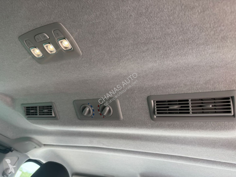 عربة نفعية Renault L2 Blue dCi 170 BVA9 9PL