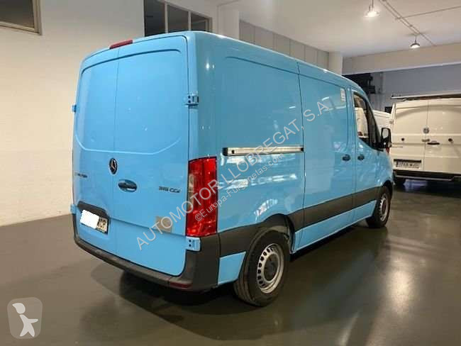 Furgoneta Mercedes