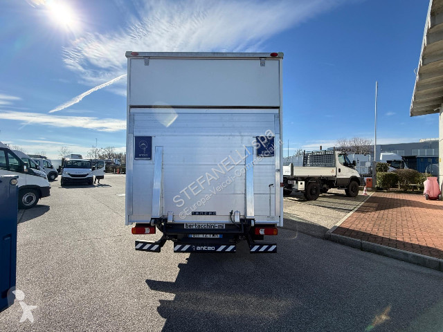 Furgoneta Iveco DAILY 35C14H BOX+ SPONDA +...