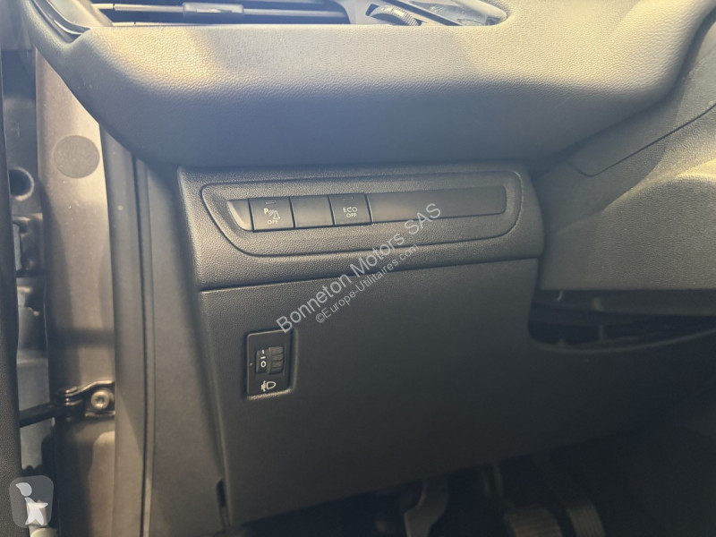 Veicolo commerciale Peugeot Puretech 82 S&S...