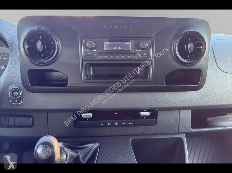 عربة نفعية Mercedes