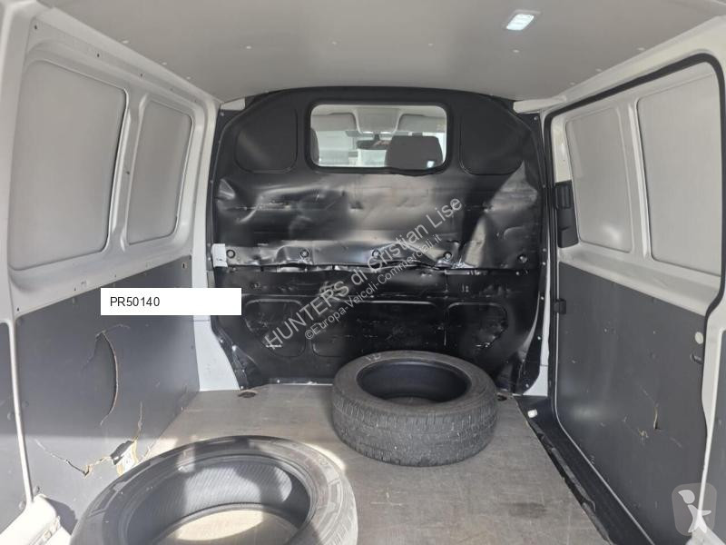 عربة نفعية Volkswagen T6