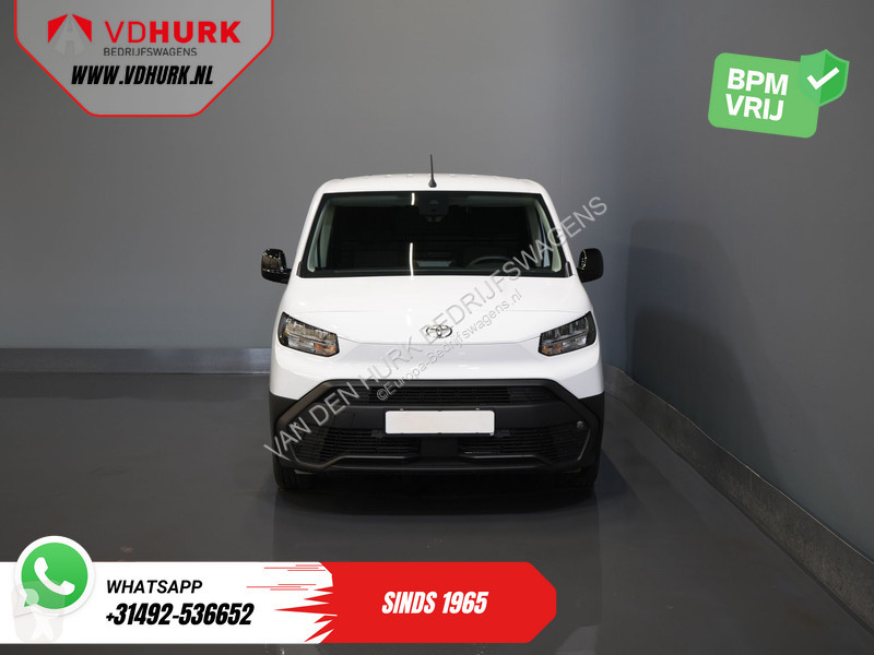 Furgoneta Toyota 1.5 LED/ Virtual Cockpit/ DAB/...