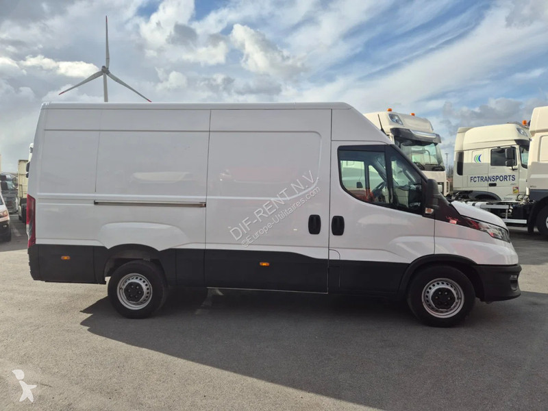 Iveco 35 S 14 Transporter