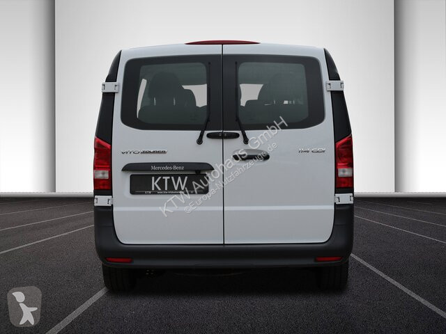 Véhicule utilitaire Mercedes Vito 114...