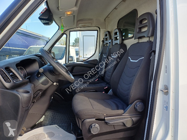 Veicolo commerciale Iveco DAILY 35S16 - 4100