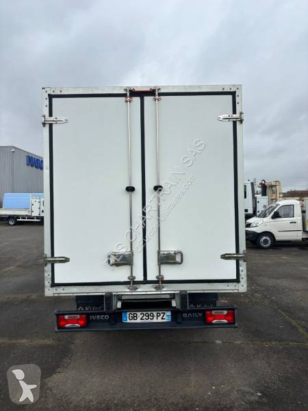Samochód dostawczy Iveco