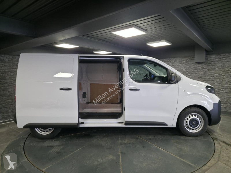 Véhicule utilitaire Opel VIVARO M 2.0 BlueHDi -...