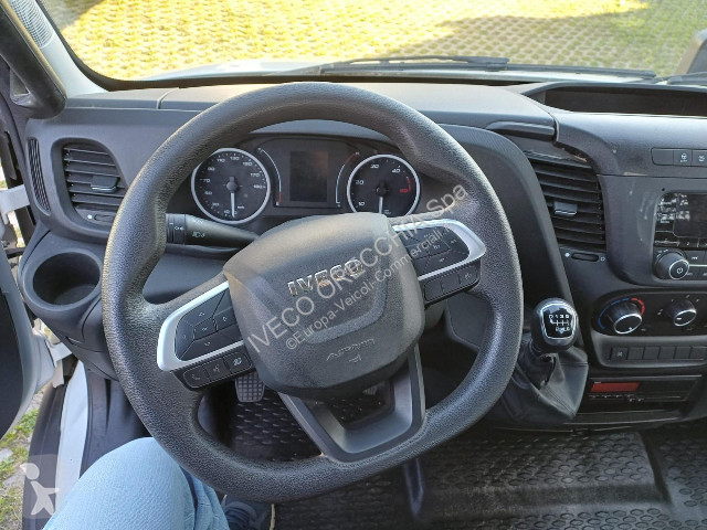 Veicolo commerciale Iveco DAILY 35C14H