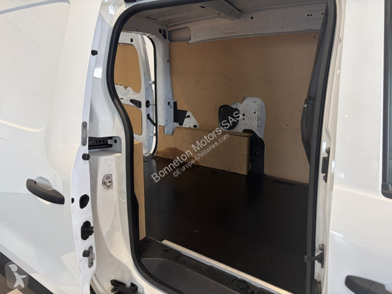 Véhicule utilitaire Renault Confort - Tce 100-22