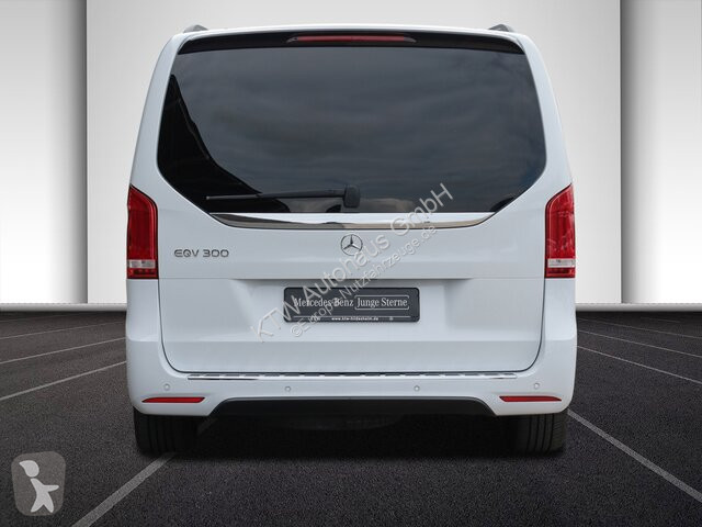 Véhicule utilitaire Mercedes EQV 300...