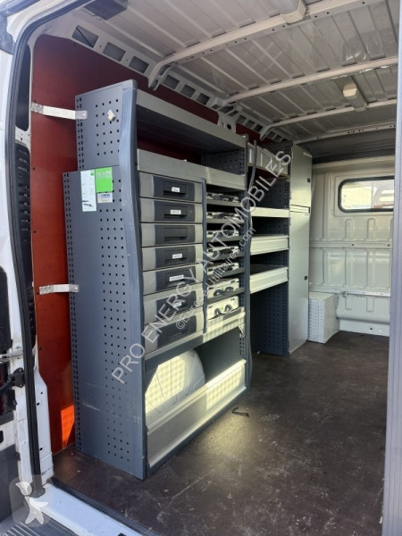 Véhicule utilitaire Fiat DUCATO FG 3.3 LH2 2.0...