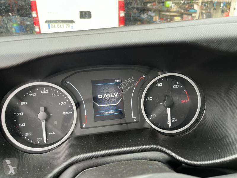 عربة نفعية Iveco 35c14